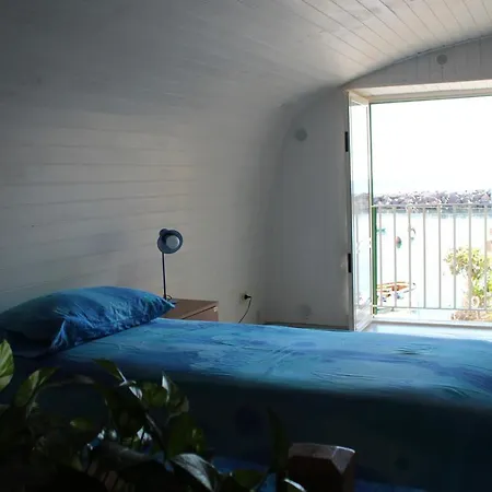 Casa Chiaro Di Luna Procida